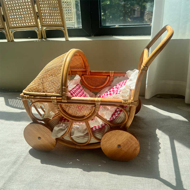 Gewebter Rattan-Kinderwagen, V – Baby Nursery Vintage Bewertung und Preis
